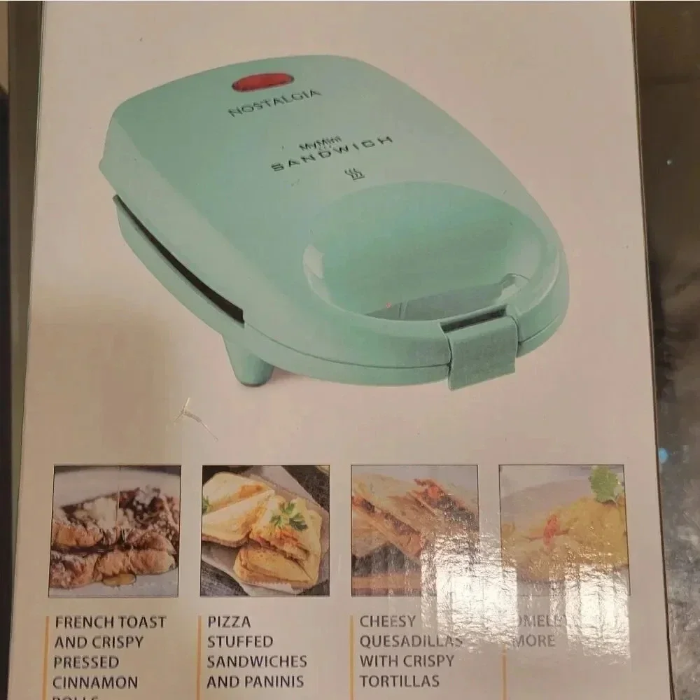 ‎Nostalgia Mini Sandwich Maker